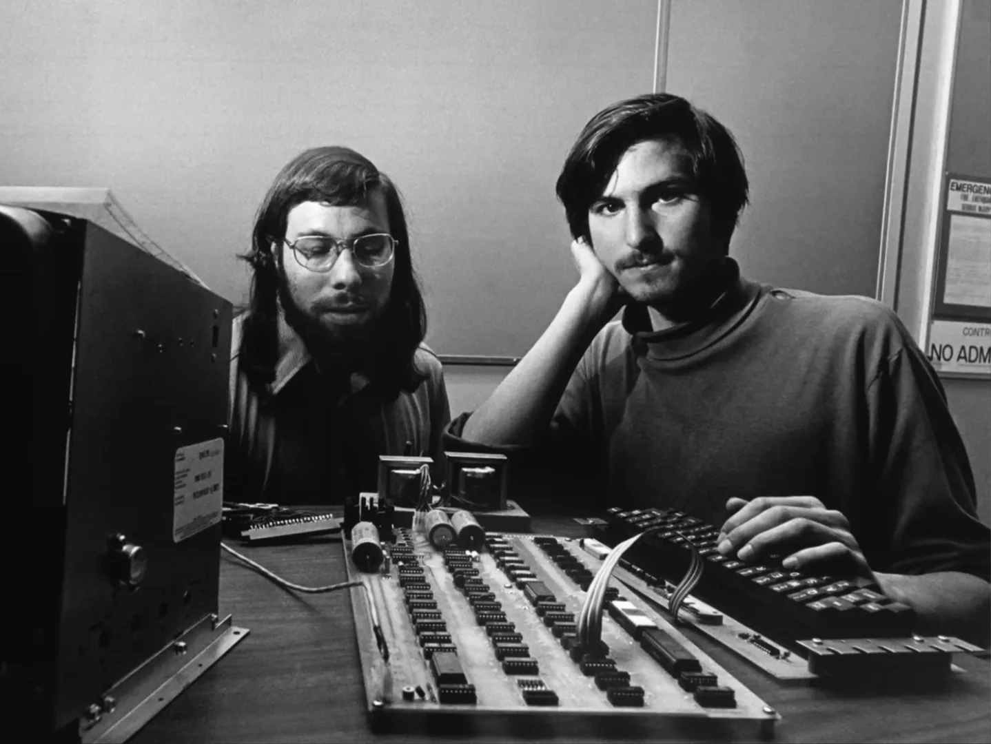 Стив Джобс и Стив Возняк